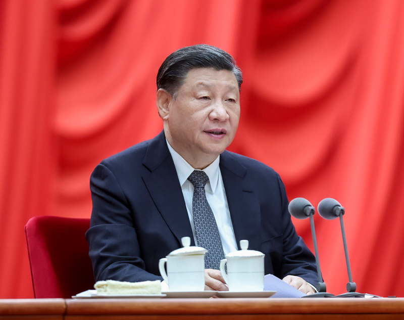 4月3日，學(xué)習(xí)貫徹習(xí)近平新時代中國特色社會主義思想主題教育工作會議在北京召開。中共中央總書記、國家主席、中央軍委主席習(xí)近平出席會議并發(fā)表重要講話。