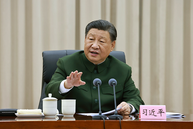 11月29日，中共中央總書記、國(guó)家主席、中央軍委主席習(xí)近平到武警海警總隊(duì)東海海區(qū)指揮部視察。這是習(xí)近平發(fā)表重要講話。